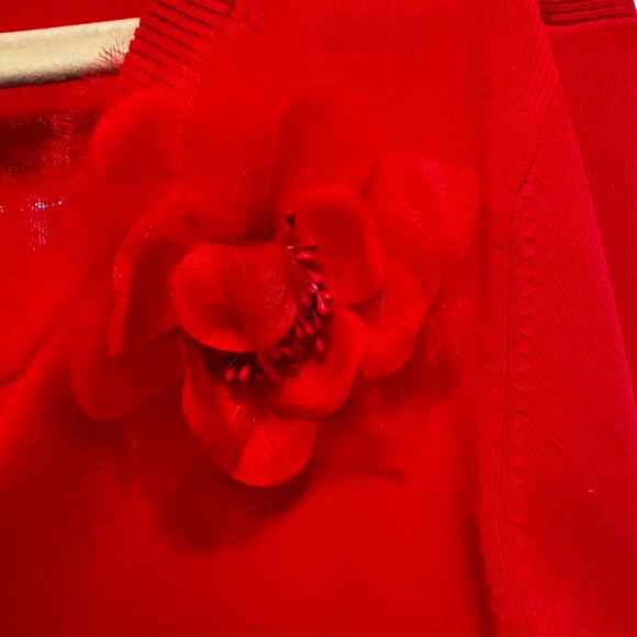 Joseph A. Red Cardigan with Floral Detail - Picture 3 of 4